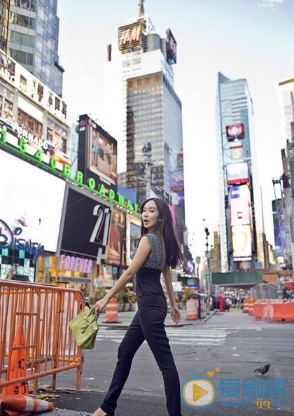娄艺潇街拍写真 娄艺潇高清写真_娄艺潇高清剧照