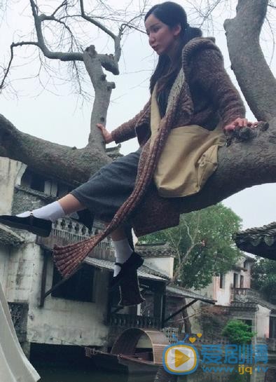娄艺潇片场逗比照 娄艺潇高清写真_娄艺潇高清剧照