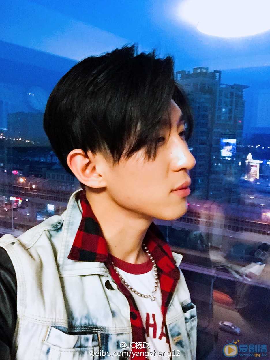 杨政生活照 杨政高清写真_杨政高清剧照