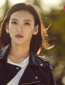 黄灵