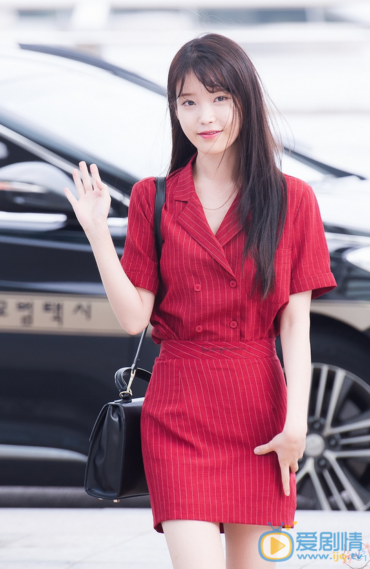 李智恩机场 李智恩高清写真_李智恩高清剧照