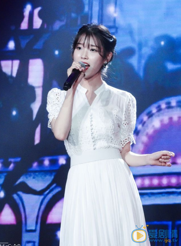 李智恩演唱会 李智恩高清写真_李智恩高清剧照