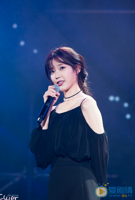 李智恩演唱会 李智恩高清写真_李智恩高清剧照