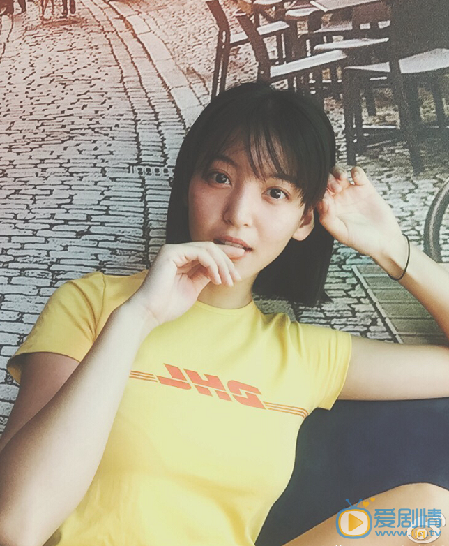 尤靖茹卖萌照 尤靖茹高清写真_尤靖茹高清剧照