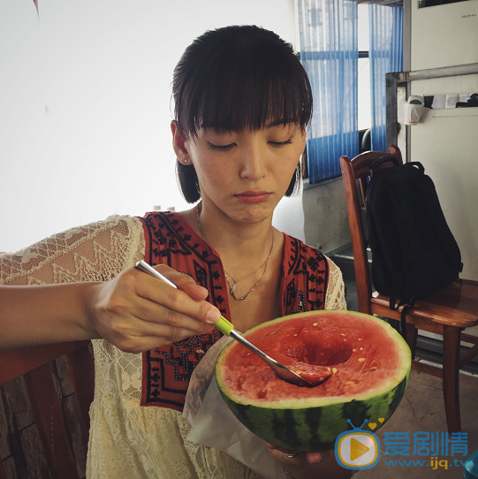 尤靖茹卖萌照 尤靖茹高清写真_尤靖茹高清剧照