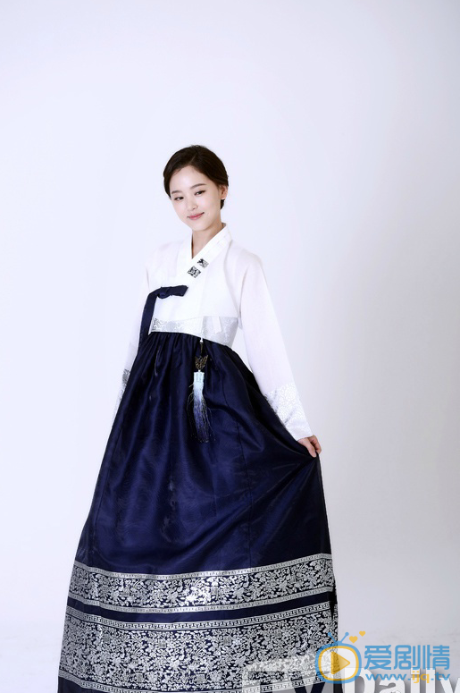 姜汉娜韩服写真 姜汉娜高清写真_姜汉娜高清剧照