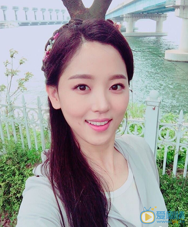 姜汉娜生活照 姜汉娜高清写真_姜汉娜高清剧照