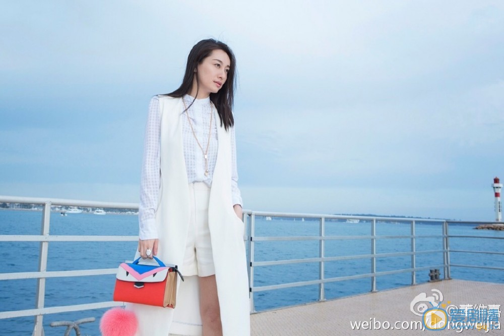 董维嘉唯美白色 董维嘉高清写真_董维嘉高清剧照