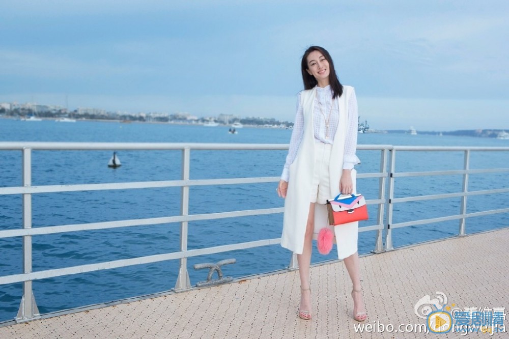 董维嘉唯美白色 董维嘉高清写真_董维嘉高清剧照