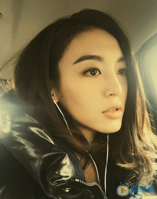 结婚为什么黄灵是谁演的？黄灵扮演者尤靖茹个人资料及生活写真照欣赏