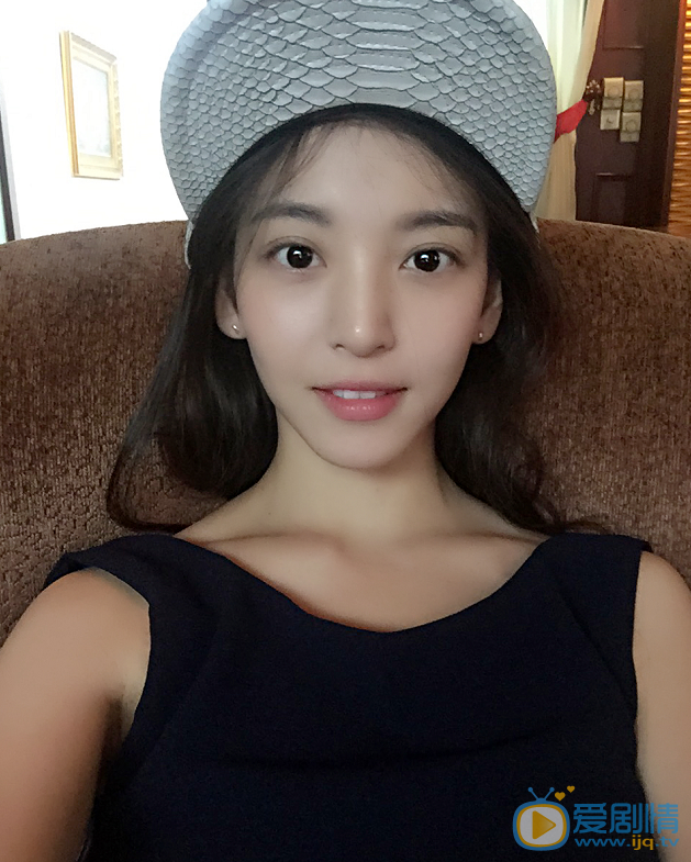 结婚为什么黄灵是谁演的？黄灵扮演者尤靖茹个人资料及生活写真照欣赏