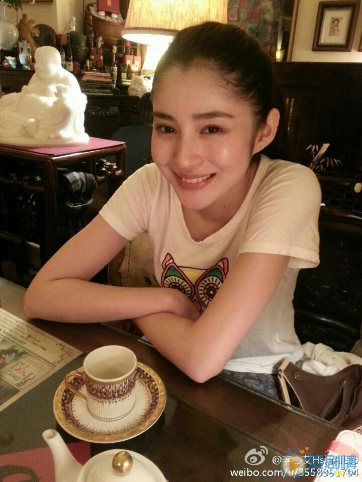 李心艾素颜生活照 李心艾素颜生活照