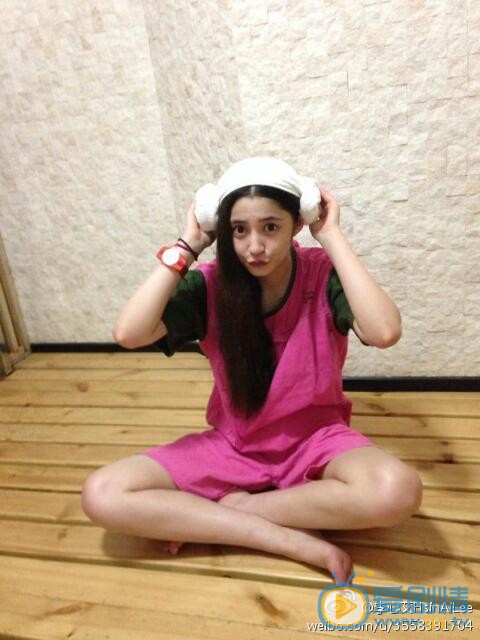李心艾逗逼表情 李心艾高清写真_李心艾高清剧照