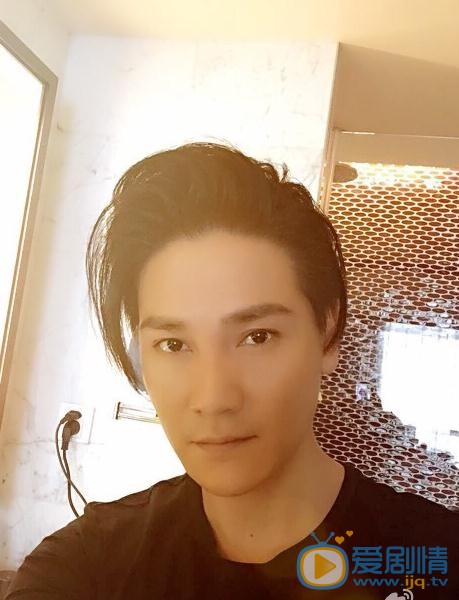 丁子峻生活照 丁子峻高清写真_丁子峻高清剧照