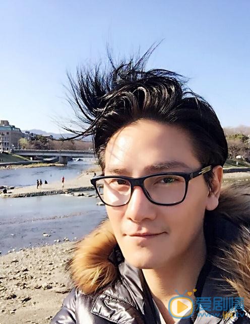 丁子峻生活照 丁子峻高清写真_丁子峻高清剧照