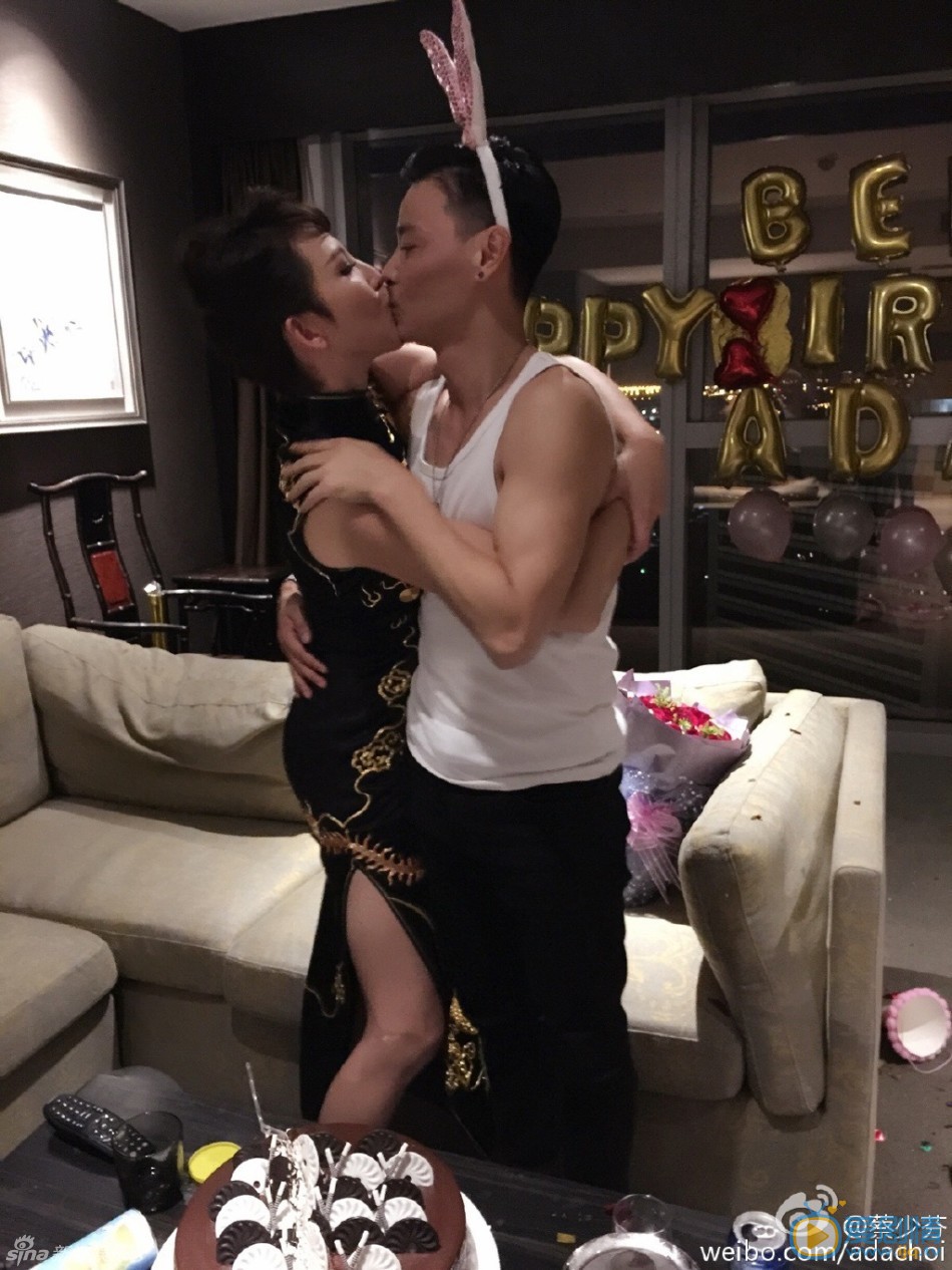 张晋张晋蔡少芬秀恩爱 张晋高清写真_张晋高清剧照