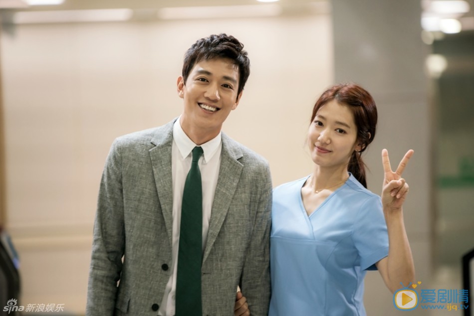 朴信惠《Doctors》剧照 朴信惠高清写真_朴信惠高清剧照
