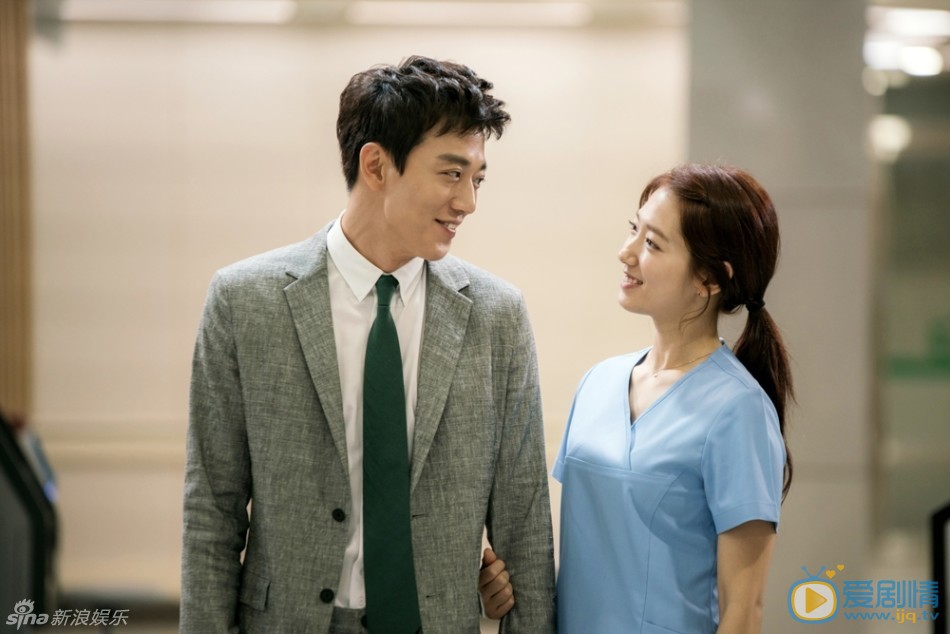 朴信惠《Doctors》剧照 朴信惠高清写真_朴信惠高清剧照