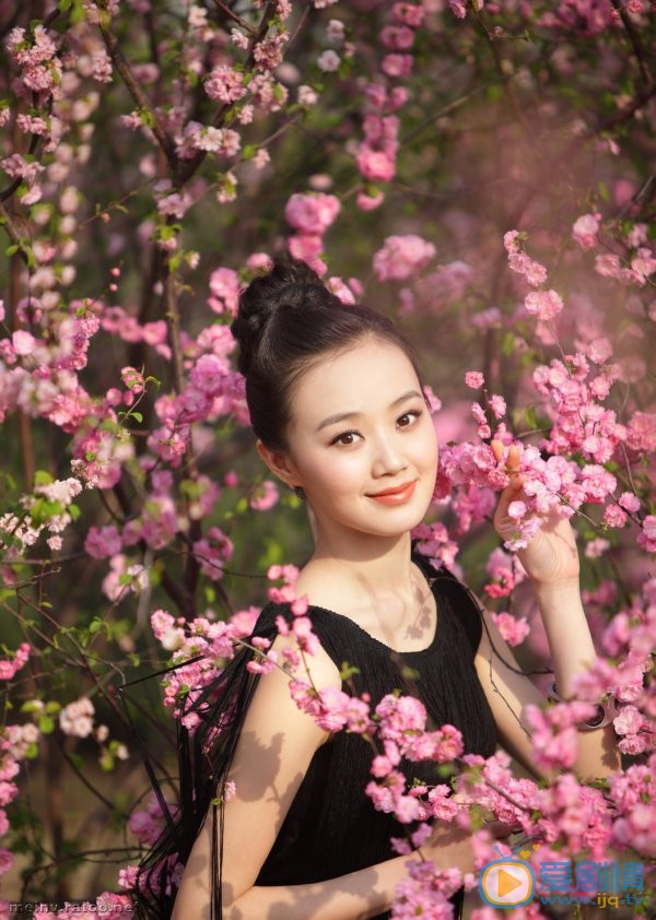 战菁一夏日写真 战菁一高清写真_战菁一高清剧照