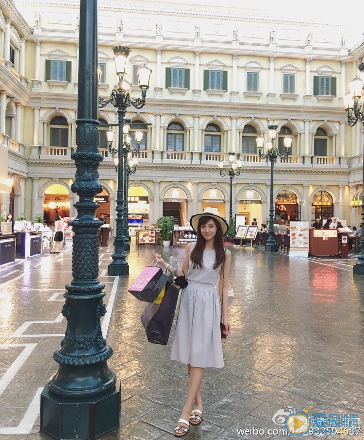 陈敬宣街拍照 陈敬宣高清写真_陈敬宣高清剧照