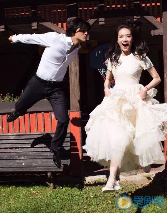 舒淇与冯德伦婚纱照