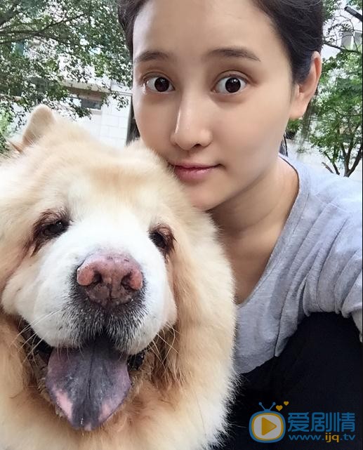 牛丽燕生活照 牛丽燕高清写真_牛丽燕高清剧照