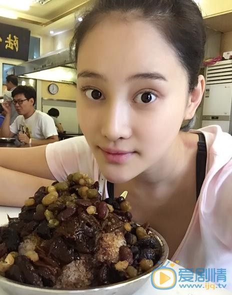 牛丽燕生活照 牛丽燕高清写真_牛丽燕高清剧照