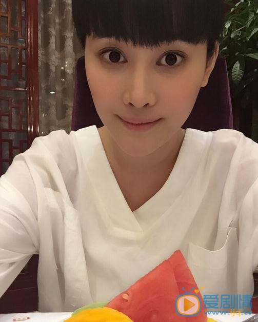 牛丽燕生活照 牛丽燕高清写真_牛丽燕高清剧照