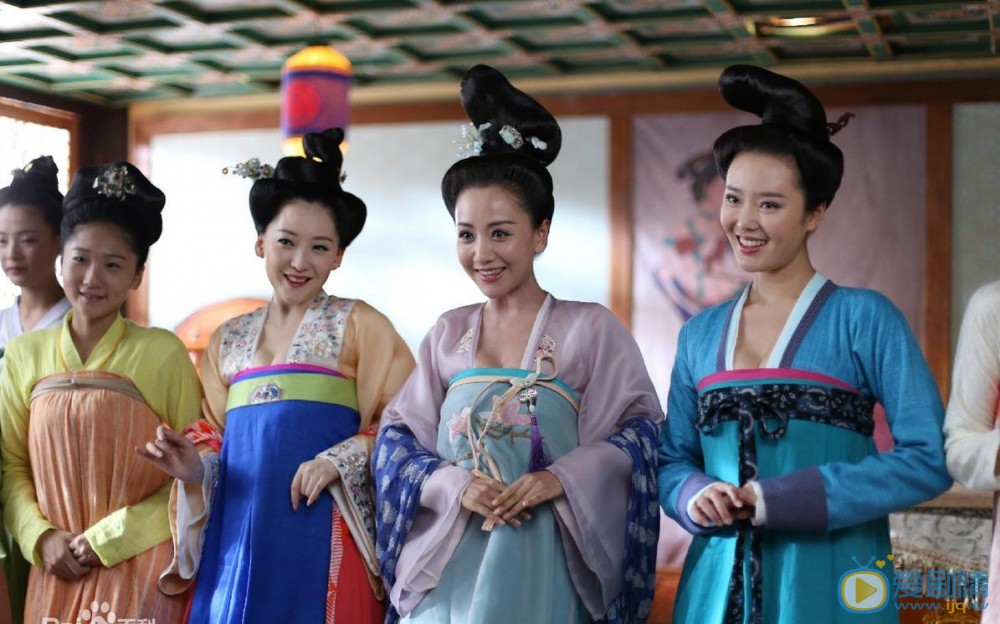 曹馨月《美人制造》剧照 曹馨月高清写真_曹馨月高清剧照
