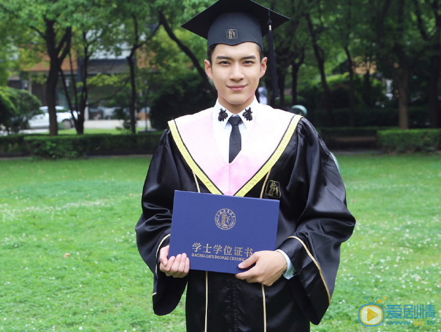 韩东君毕业照 韩东君高清写真_韩东君高清剧照