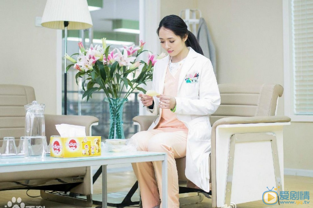 郭碧婷《神犬小七》剧照 郭碧婷高清写真_郭碧婷高清剧照