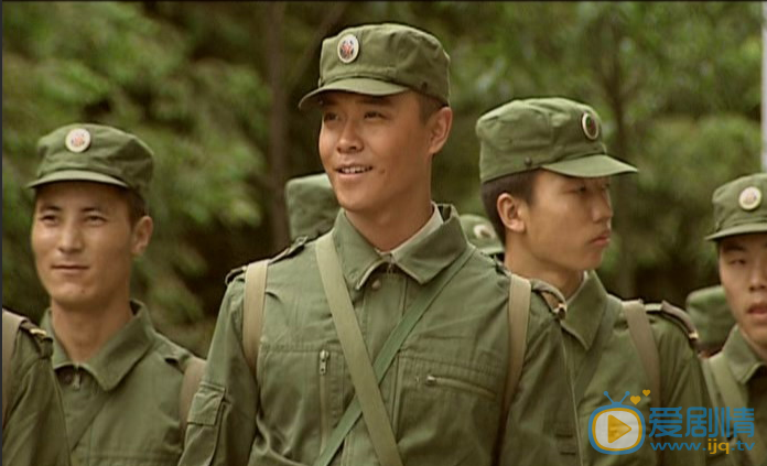 陈思诚《士兵突击》剧照 陈思诚高清写真_陈思诚高清剧照