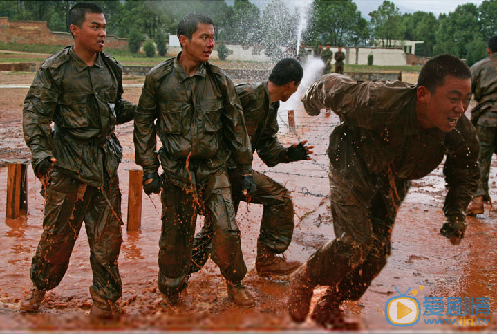 陈思诚《士兵突击》剧照 陈思诚高清写真_陈思诚高清剧照