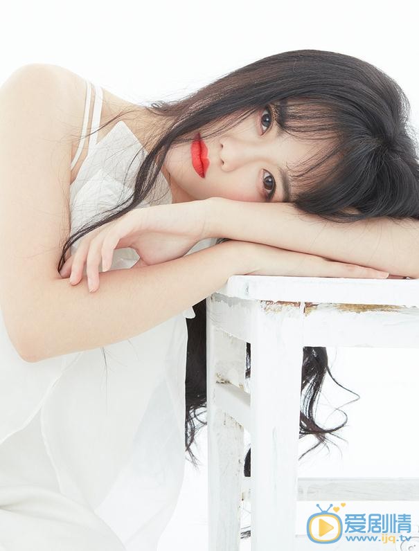 南笙《商街》杂志照 南笙高清写真_南笙高清剧照
