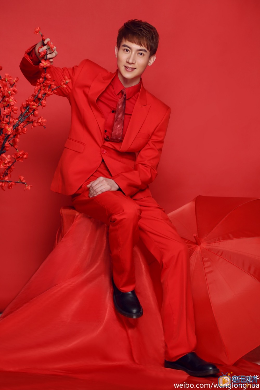 王龙华帅气写真 王龙华高清写真_王龙华高清剧照