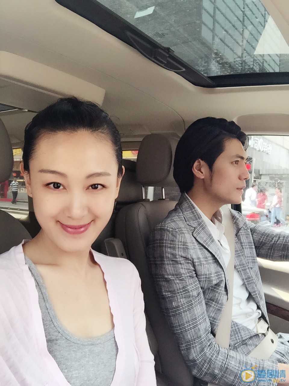 季晨全家福 季晨高清写真_季晨高清剧照