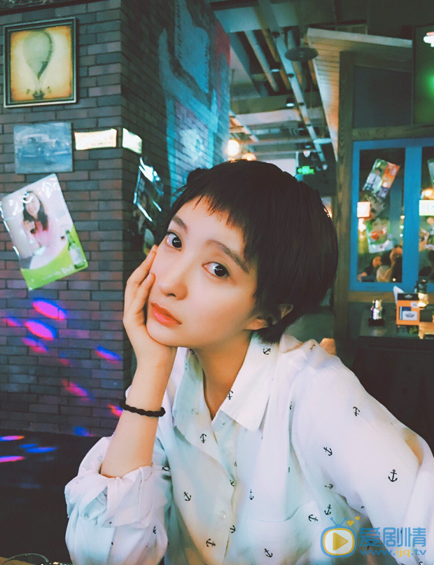 李心博生活照 李心博高清写真_李心博高清剧照