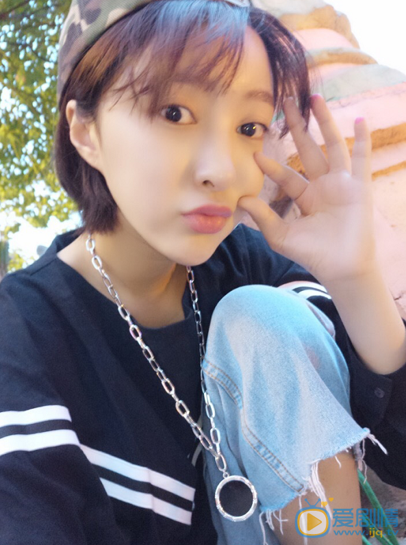李心博生活照 李心博高清写真_李心博高清剧照
