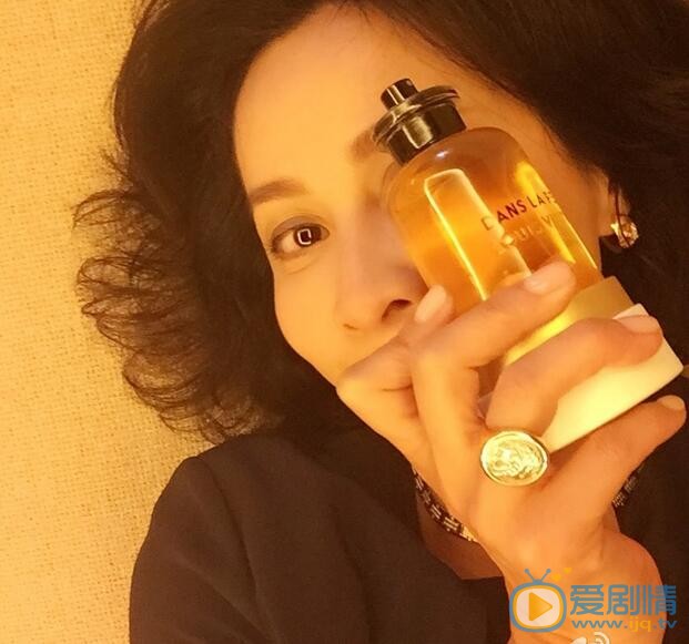 刘嘉玲生活照 刘嘉玲高清写真_刘嘉玲高清剧照