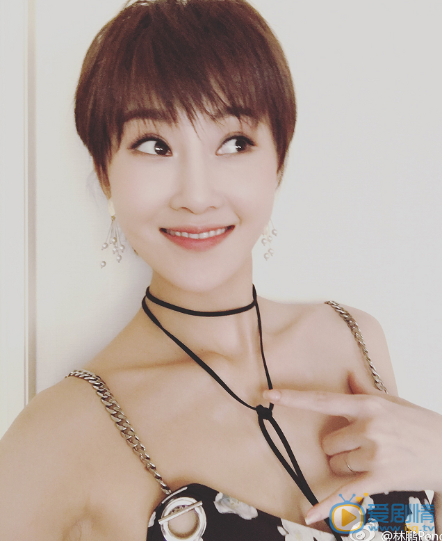 林鹏卖萌照 林鹏高清写真_林鹏高清剧照