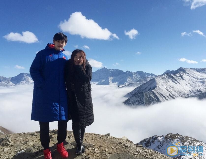 董力登山游玩照 董力高清写真_董力高清剧照
