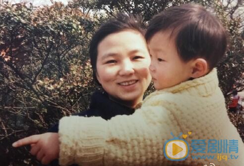 董力童年照、父母合照 董力高清写真_董力高清剧照