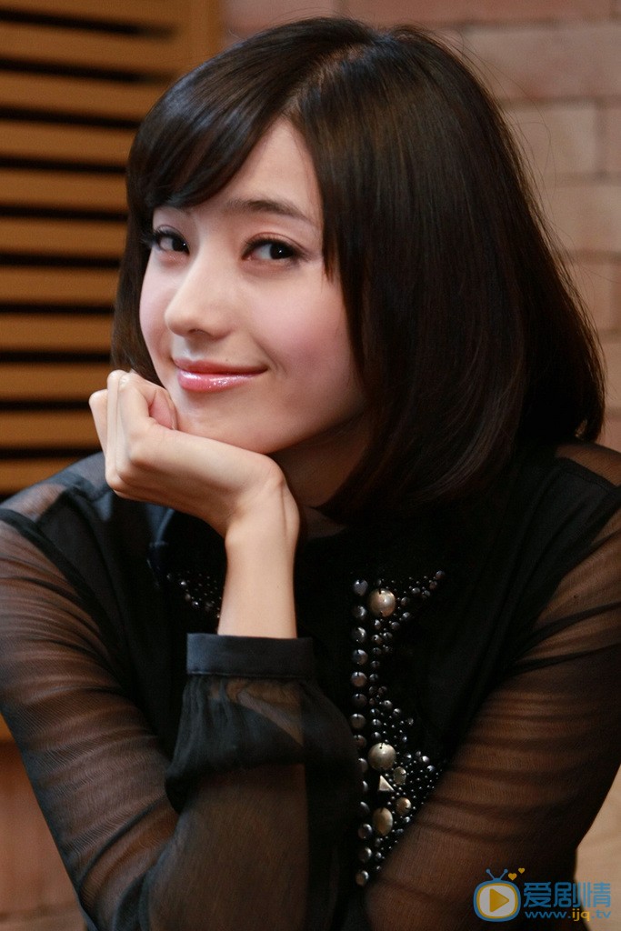 韩彩英性感写真 韩彩英高清写真_韩彩英高清剧照