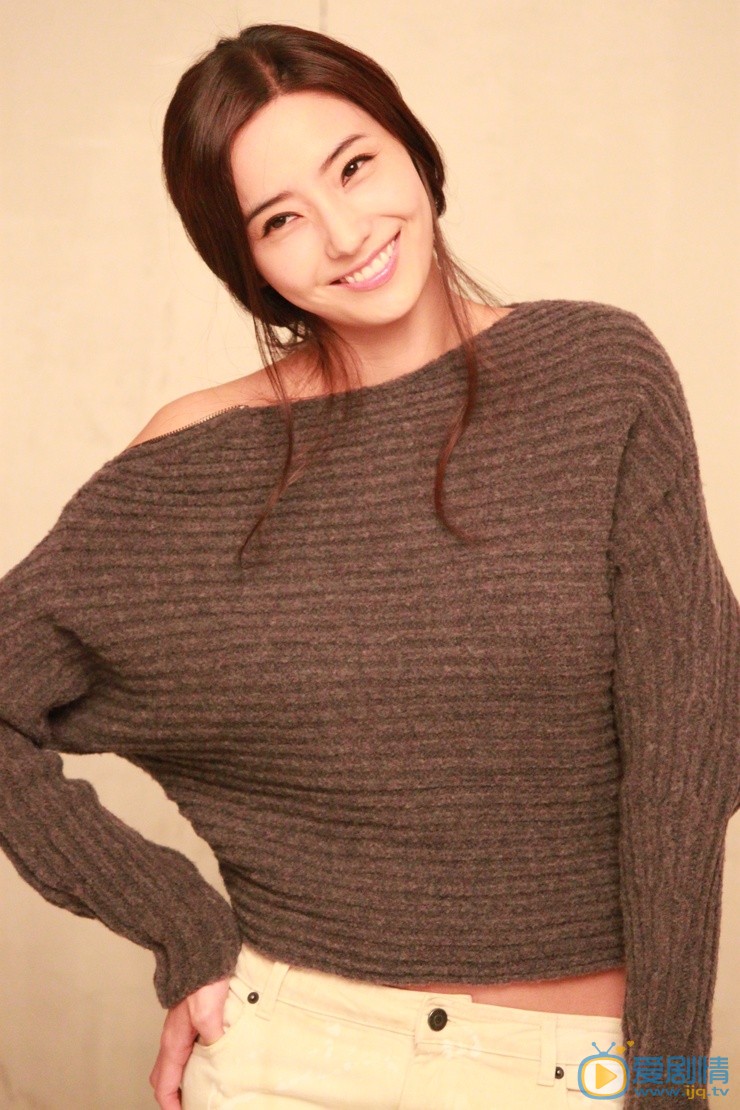 韩彩英性感写真 韩彩英高清写真_韩彩英高清剧照