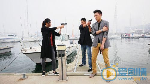 浮出水面钱守成剧照