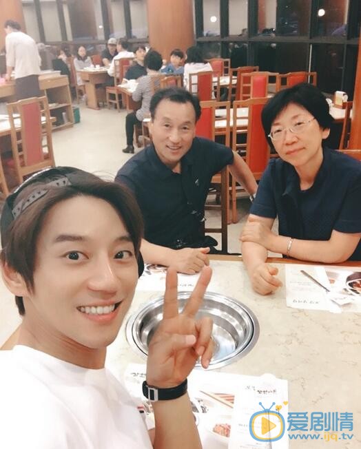 黄致列活动照 黄致列高清写真_黄致列高清剧照