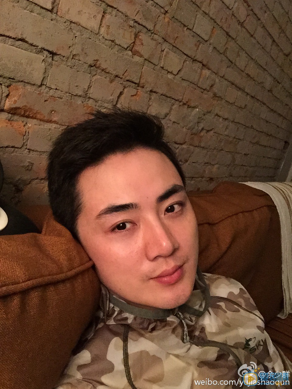余少群生活照 余少群高清写真_余少群高清剧照