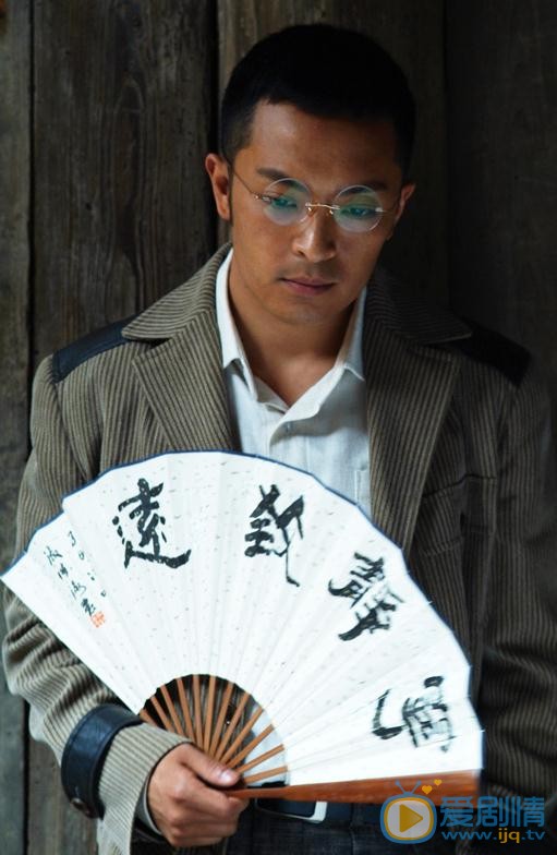 富大龙《家在南三条》剧照 富大龙密战峨眉剧照