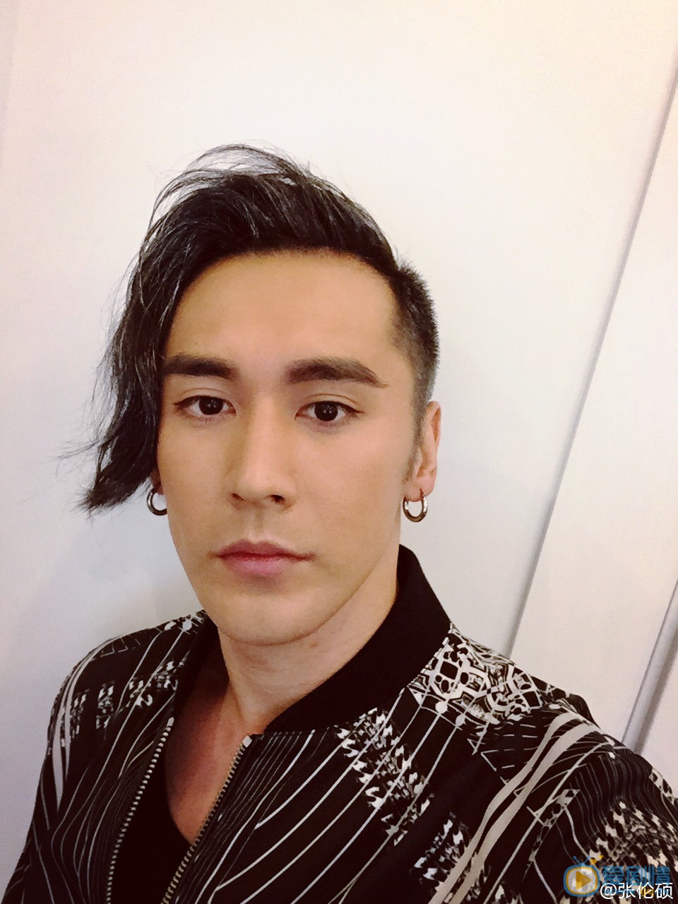 张伦硕生活照 张伦硕高清写真_张伦硕高清剧照