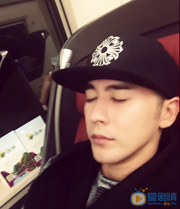 张伦硕生活照 张伦硕高清写真_张伦硕高清剧照